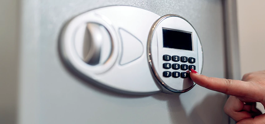 Jewelry Safe Cracking in Rowland Heights, California